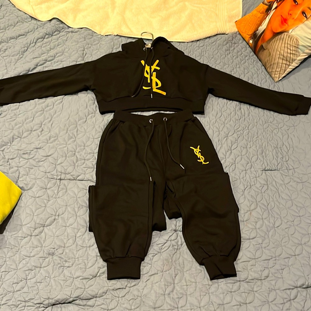 Got it as a gift from boyfriend but not my style